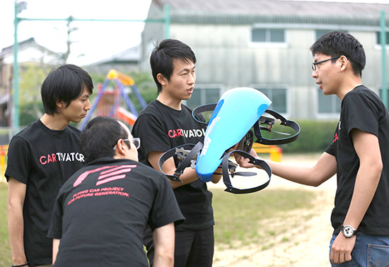 Succeeded SkyDrive unmanned vehicle SD-00 driving & hovering